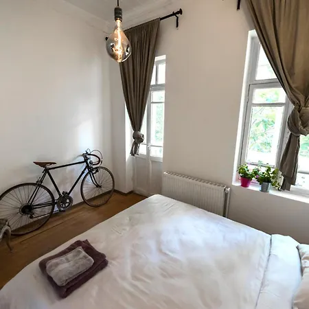 House Of Soul & Triplex With A Winter Garden Holiday home *