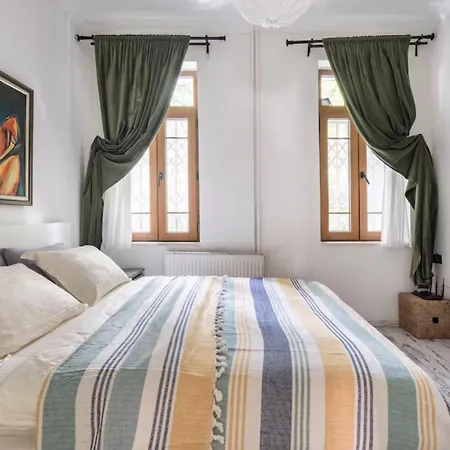 Holiday home House Of Soul & Triplex With A Winter Garden